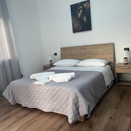 Juliet N - Rental Rooms Verona Eksteriør billede