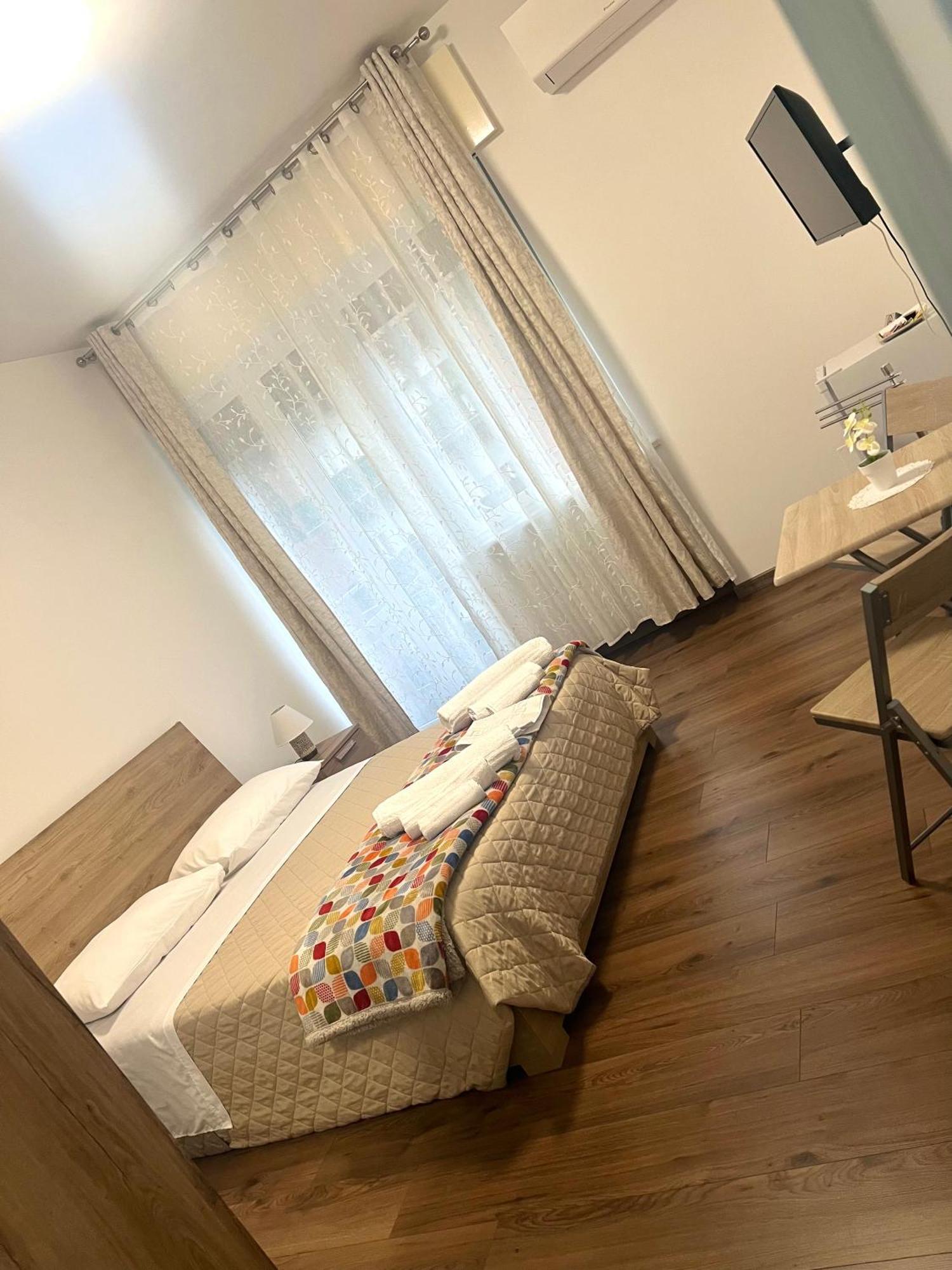 Juliet N - Rental Rooms Verona Eksteriør billede