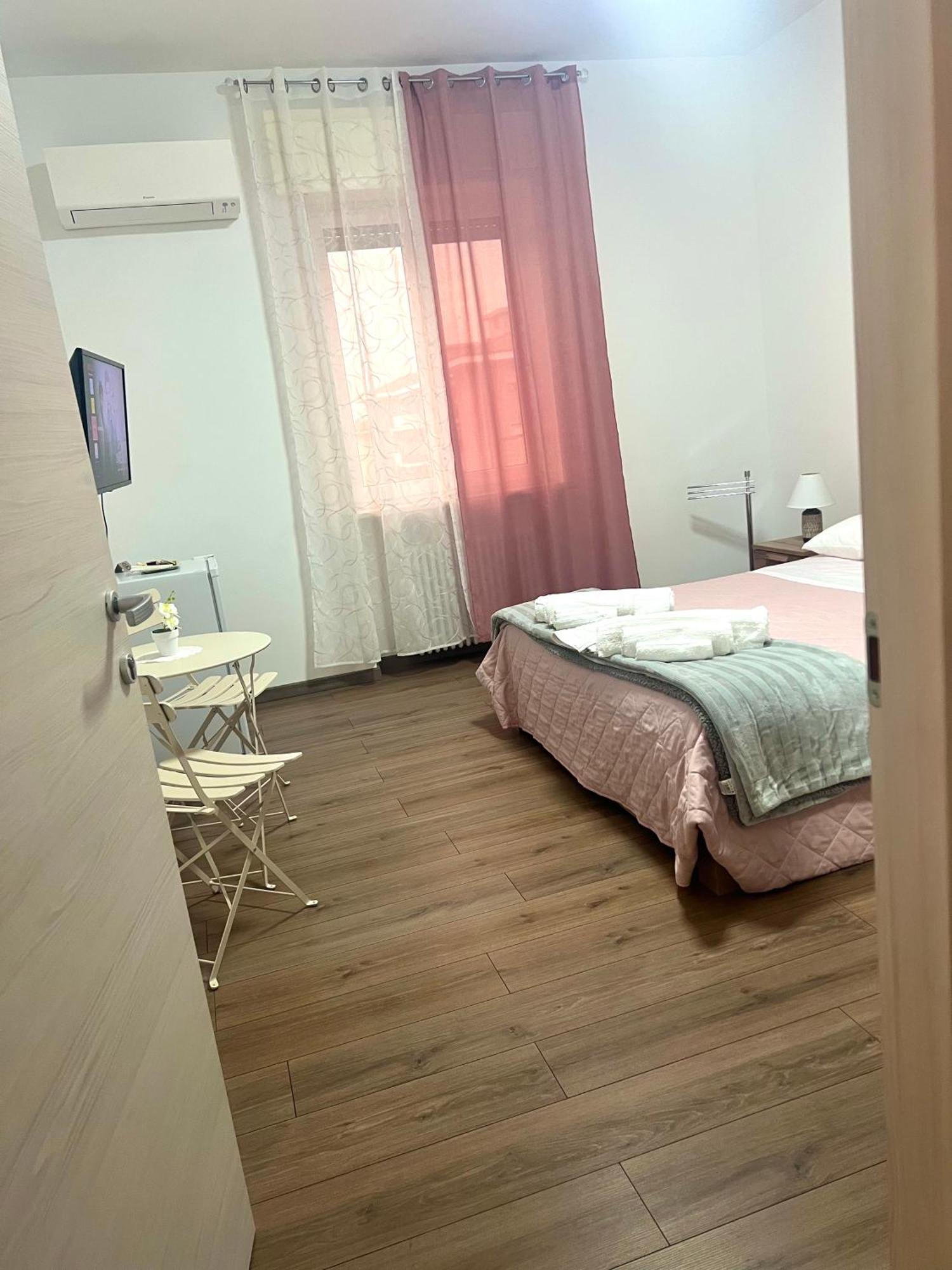 Juliet N - Rental Rooms Verona Eksteriør billede